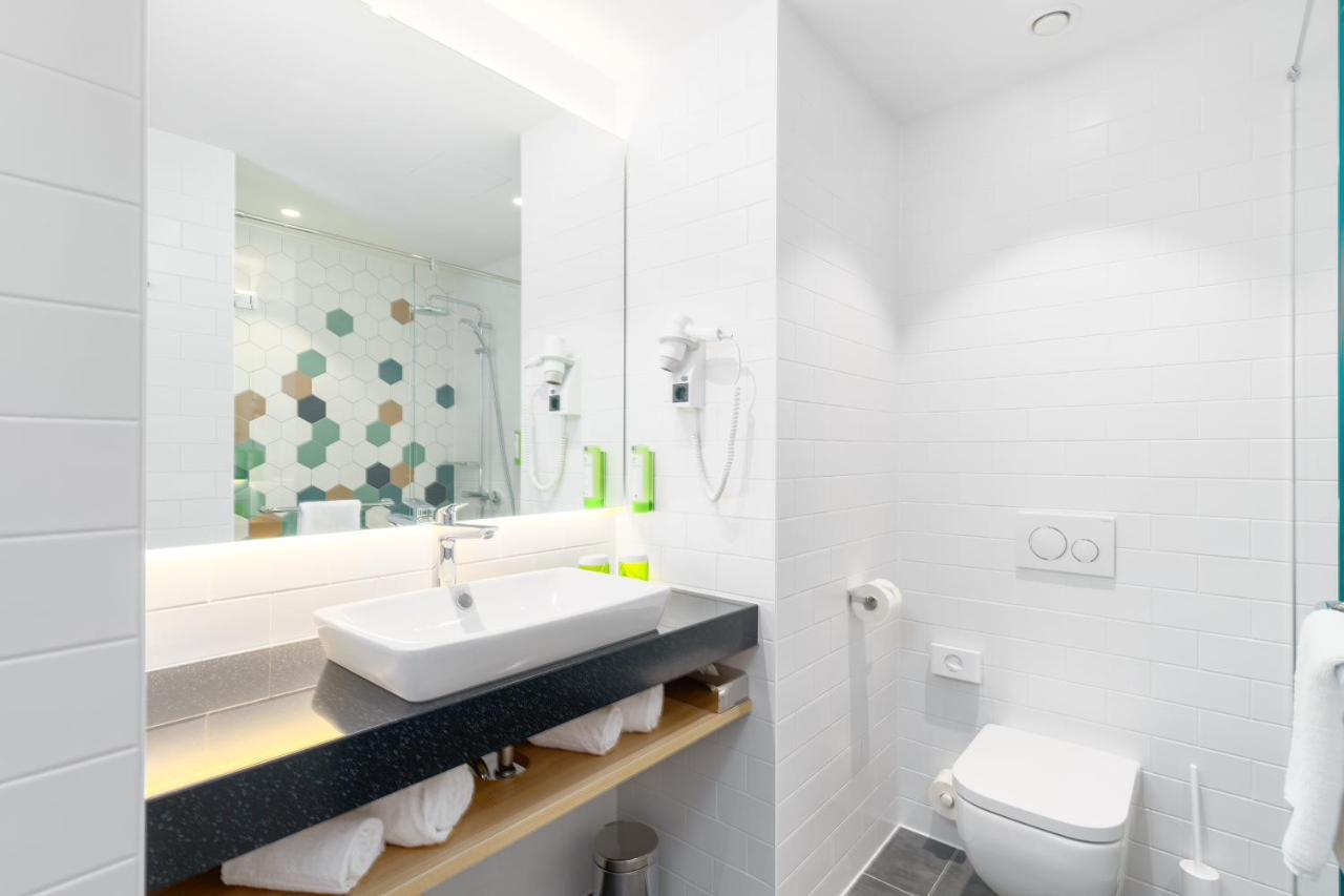 Clarion South Viena