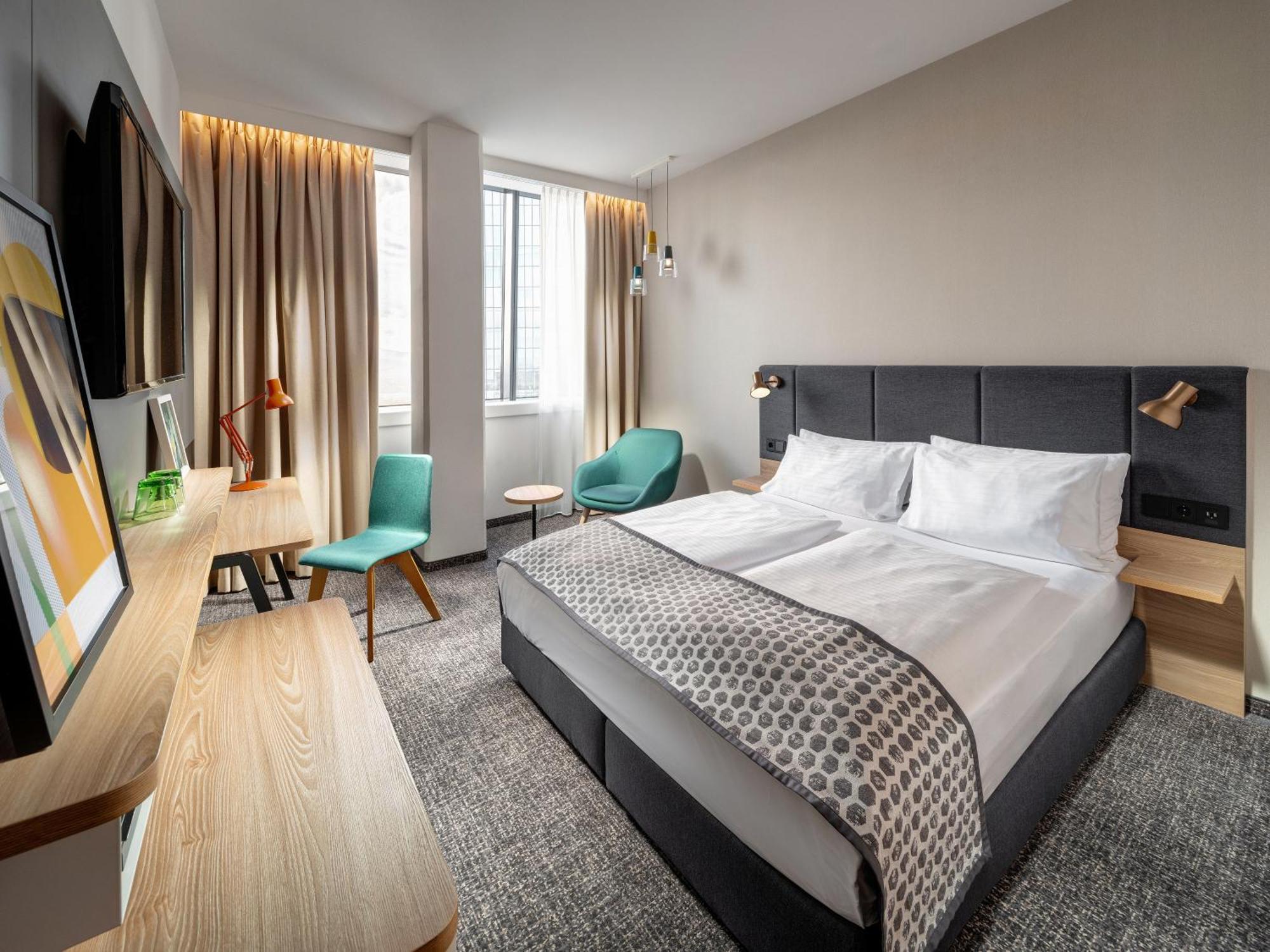 Clarion South Viena